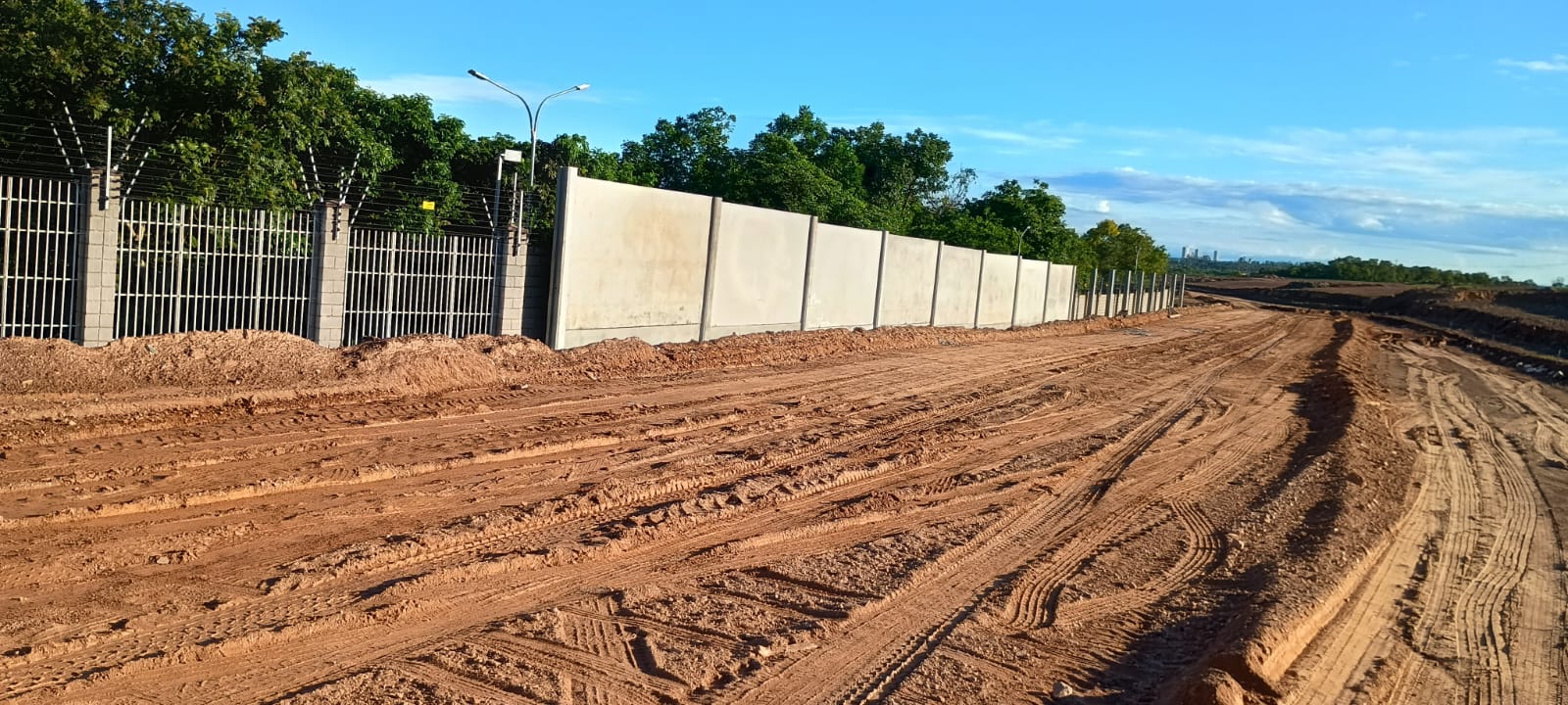 Muro em Placa de Concreto em Cuiabá