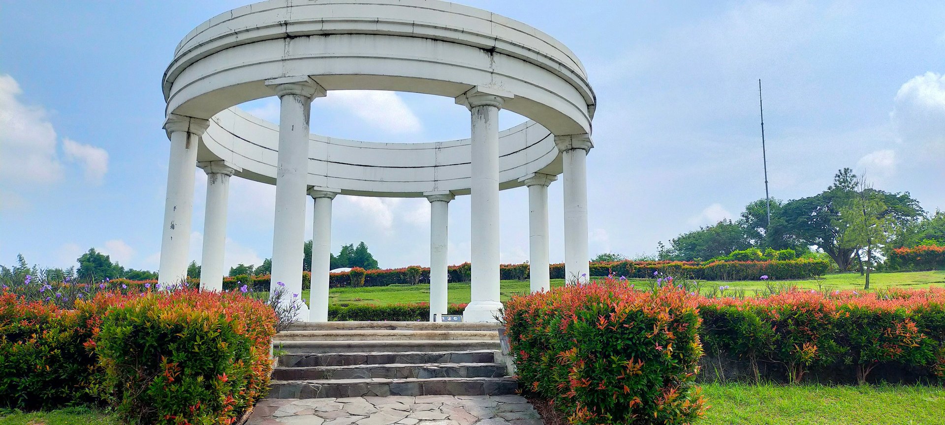 San diego hills memorial park karawang makam dengan penghormatan terbaik