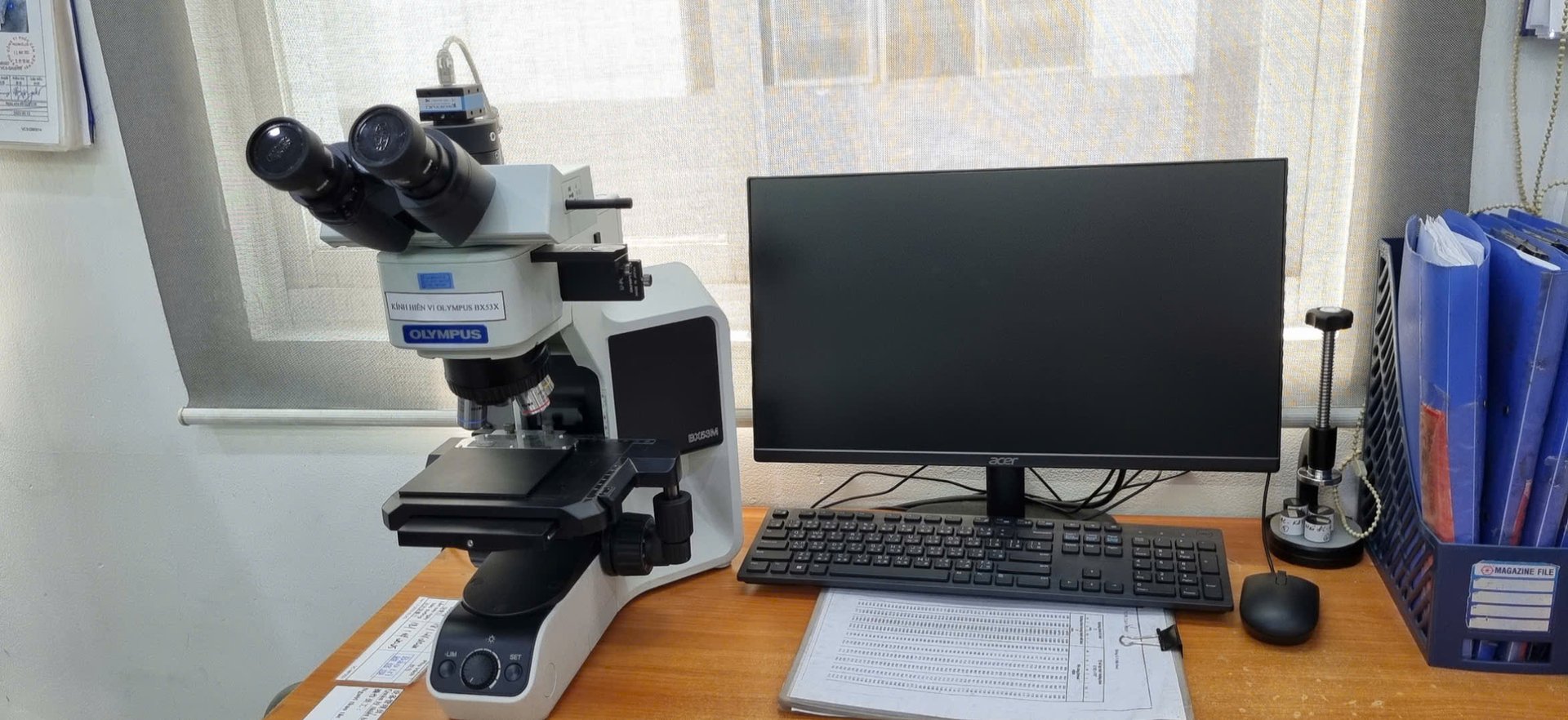 Kính hiển Vi Olympus