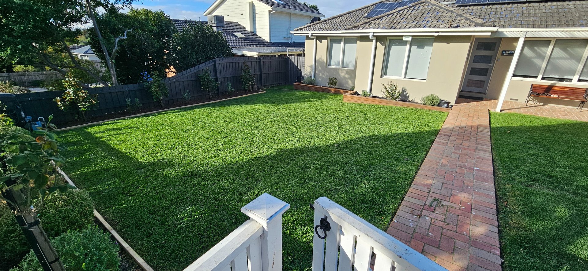 Landscaping, Lawn mowing, edging & all Gardening maintenance services