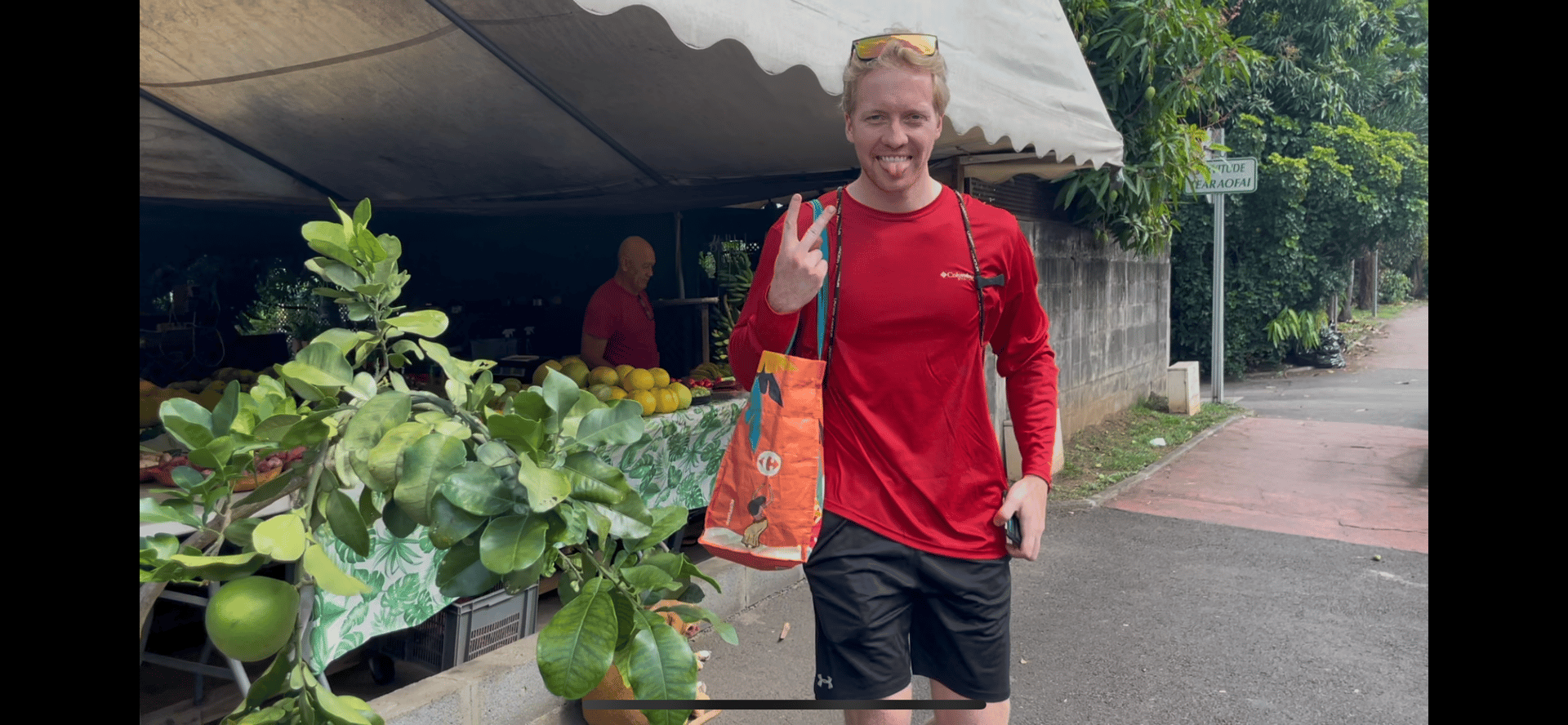 grocery shopping Tahiti 