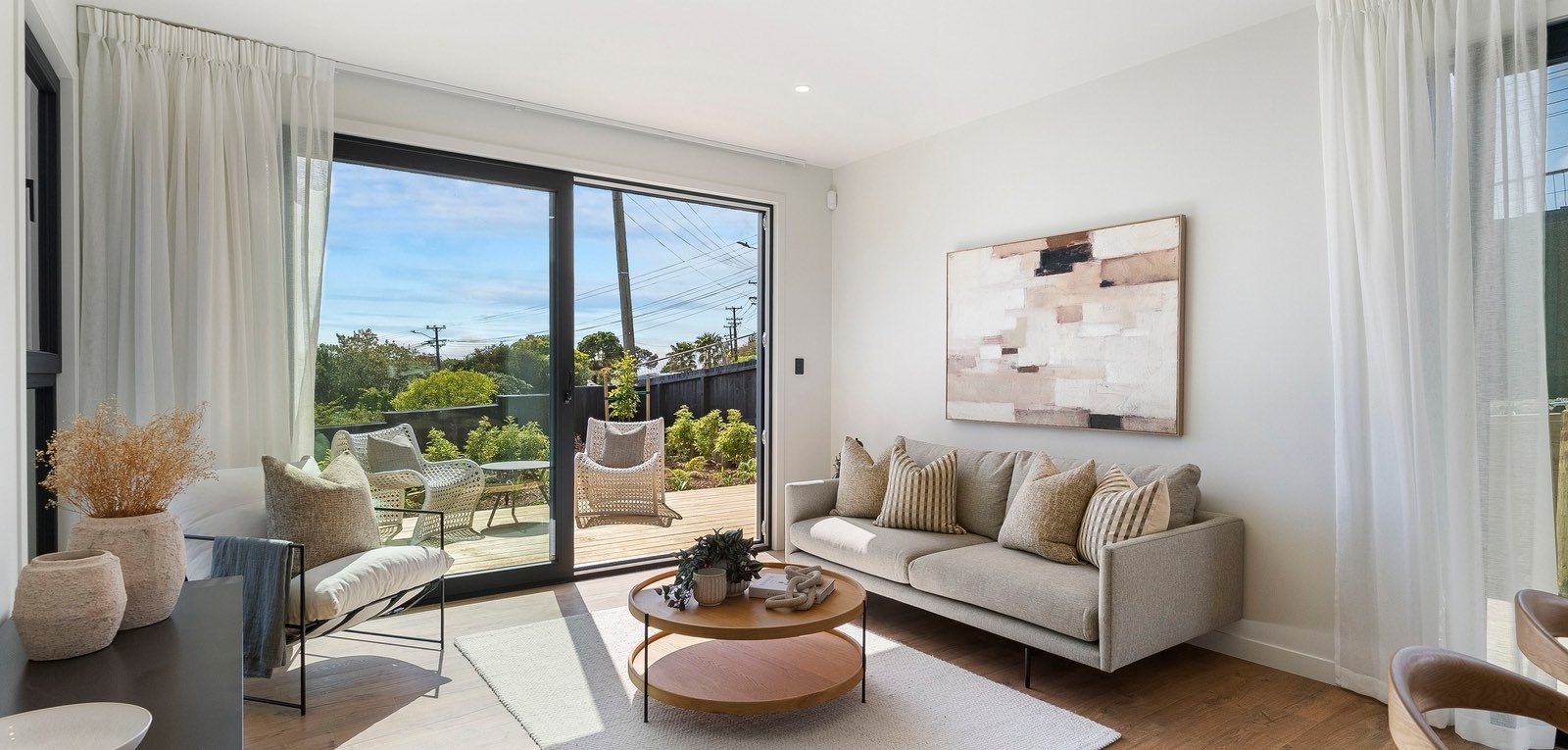 Indoor outdoor flow Browns Bay new build - Highend Homes