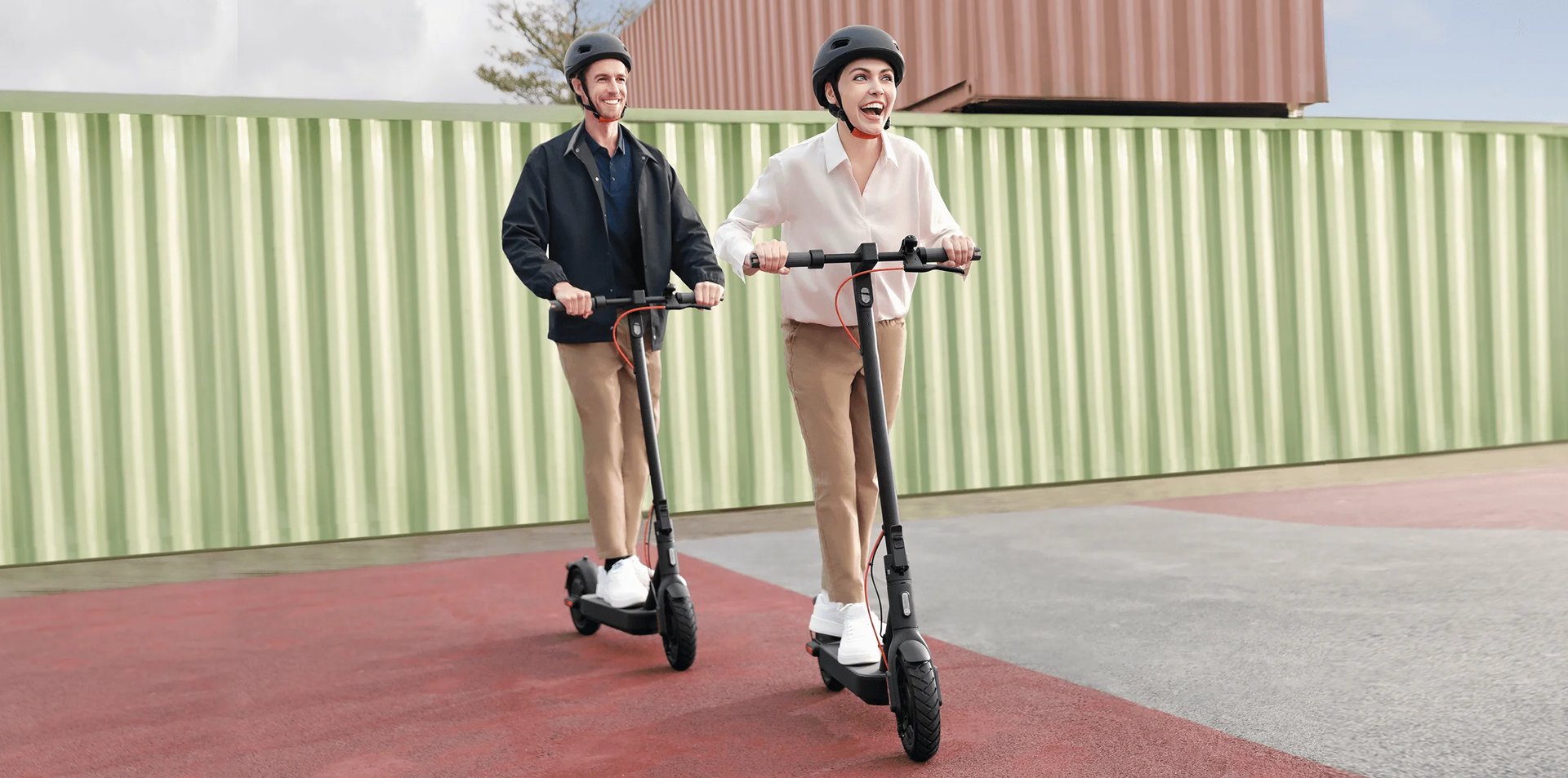 patinete electrico xiaomi 4 pro con dos personas