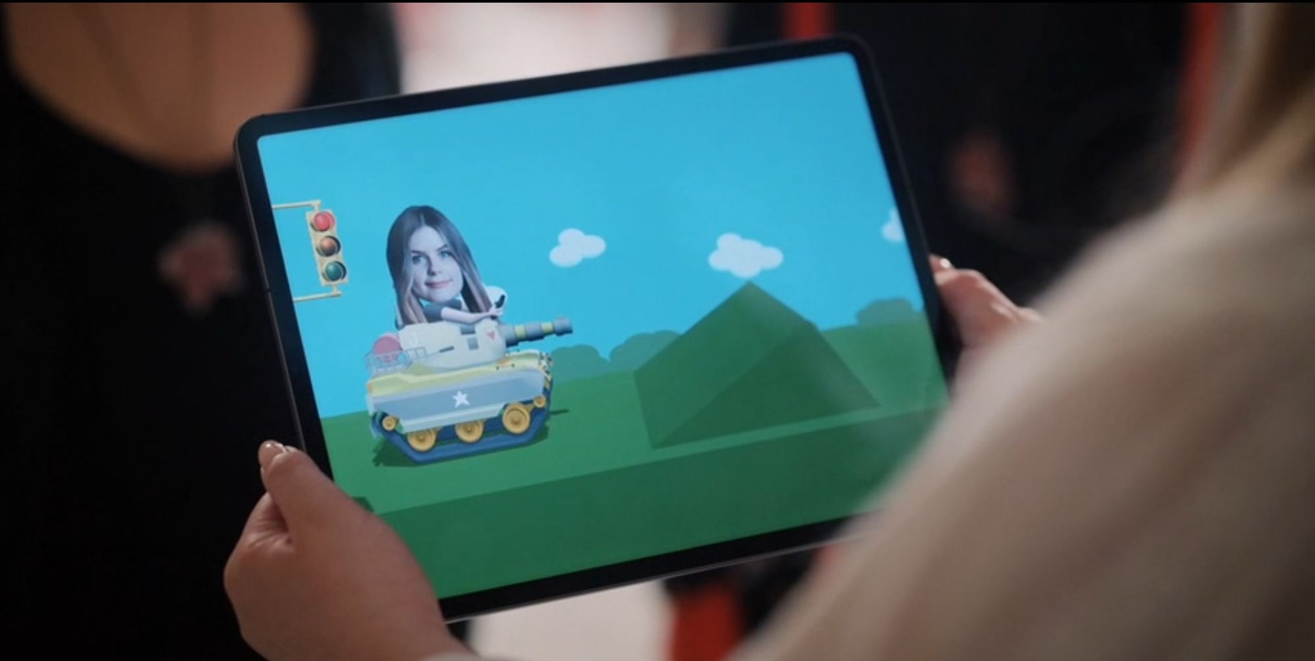 Mythic Quest S3 E6: The 12 Hours of Christmas