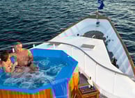 GALAPAGOS AGGRESSOR III JACUZZI
