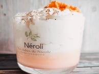Bougie parfumé et gourmande a la senteur néroli, ambiance relaxante.