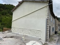 Peinture exterieur sur maison en rénovation