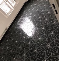rénovation d'une salle de bain avec son carrelage