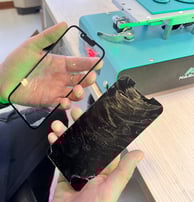Separazione vetro display La Casa dei Telefoni