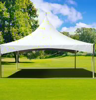 Carpa high peak 20x20 sobre el pasto, el paso diamond events