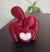 3D printed couple with heart insert