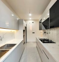 Ultra-modern Modular Kitchen of 3 BHK Luxury Builder Floor Near 100 Feet Road — Chattarpur