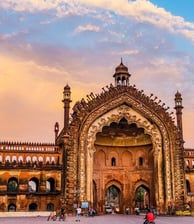 Prayagraj to Lucknow cabs