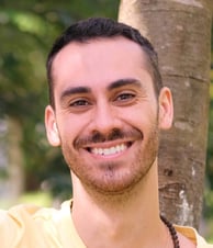 Professor de meditação, Carlos Rubiano