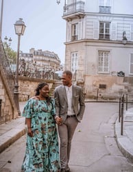 couple, tendresse, rue parisienne