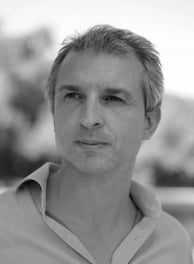 Henri Tavares, visual artist and illustrator