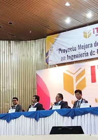 Mesa de honor ITCA - FEPADE. Proyecto financiado por KOIKA