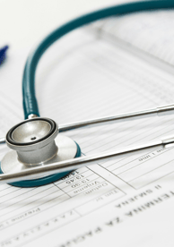 Médico: Humanizamos tu práctica sin perder profesionalismo.