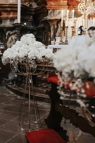 Gėlių dekoro paslaugos bažnyčioje