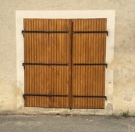 Volets battants fait par Laroux Menuiserie