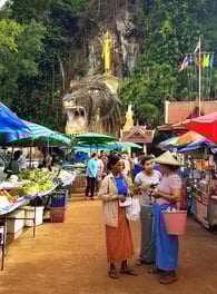 marché du Wat Tham SIng