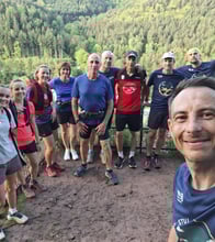 Coureurs réalisant un selfie en forêt Moselle
