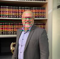 imagem do advogado césar rodrigues