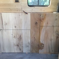 Espace de rangement fait par Laroux Menuiserie