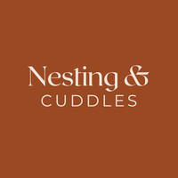 Nesting & Cuddles logo