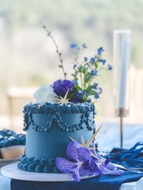 pâtisserie gâteau mariage wedding cake étoiles stars blue fleurs flower pastry celebration