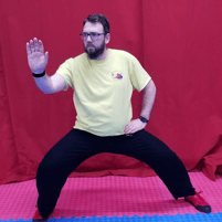 Instructor in Chen Tai Chi posture Lan Zha Yi