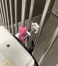 infusion_machine_back_screw_fixing_to_rod