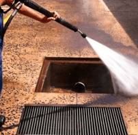 desobstrução e limpeza de saneamento com hidrojateamento