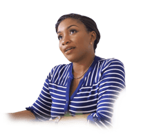 Nelly Mendonça la directrice fait une interview