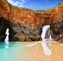 playa las catedrales aventura sobre ruedas autocaravana