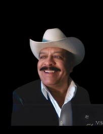 Pepe Lopez compositor de canciones del genero regional mexicano y editor de todo el contenido de est