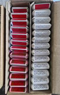 TACHAS BLANCO ROJO