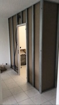 Implantation et mise en place des éléments électriques