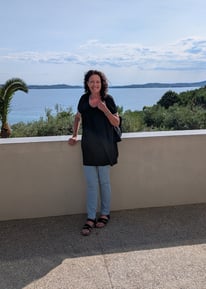 Erika Koukos, Assisty Uw Virtual Assistent en tekstschrijver
