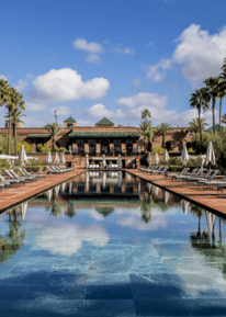 alt="piscine polyester maroc"