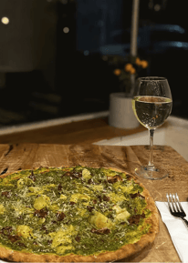 Muswell Hill coffee and Pizza shop