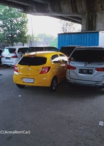 Sewa mobil terpercaya dan Harga terjangkau di Cirebon.