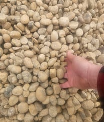 1.5 inch river rock