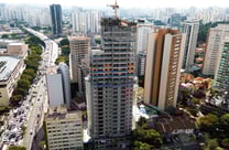 prédio em obras