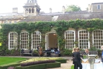 The Hipcats outdoor jazz band for hire - The-Hipcats-Goldney-Hall-Bristol-jazz-swing-band