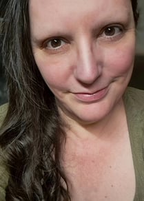 Nikki Harper freelance astrology writer and mind body spirit expert