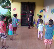 projeto de capoeira ficag com crianças autistas