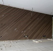 Mur en claustrât fait par Laroux Menuiserie