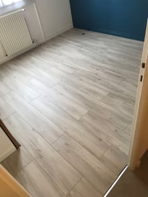 Peintures et Pose de parquet stratifié aux Essarts