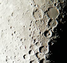 In primo piano 4 crateri. In alto a Sx Albategnius, dx Ptolemaeus, sotto Arzachel e Alphonsus.
